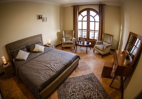 اتاق دو تخته دبل خانه مسافر روزهای طلایی کرمان
